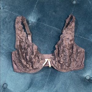 Victoria’s Secret Lace Bra 36D
